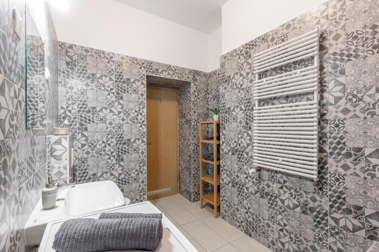 Cozy Home By Bella In The Heart Of Budapešť Exteriér fotografie