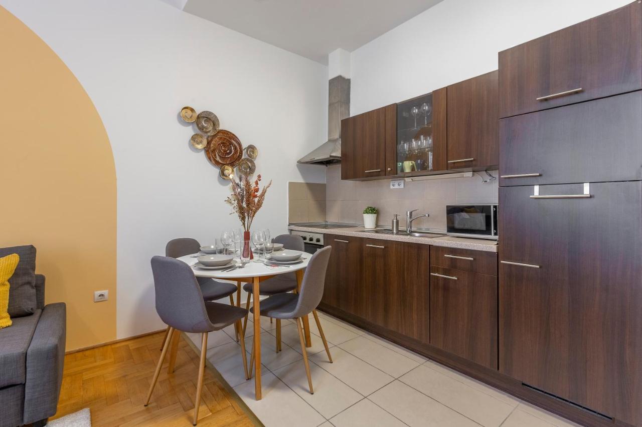 Cozy Home By Bella In The Heart Of Budapešť Exteriér fotografie